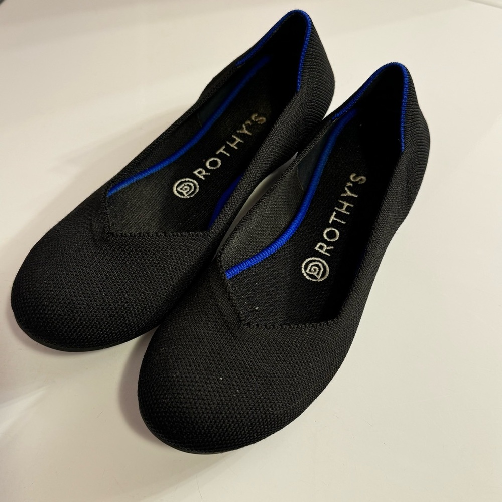 Rothy’s black flat size 8